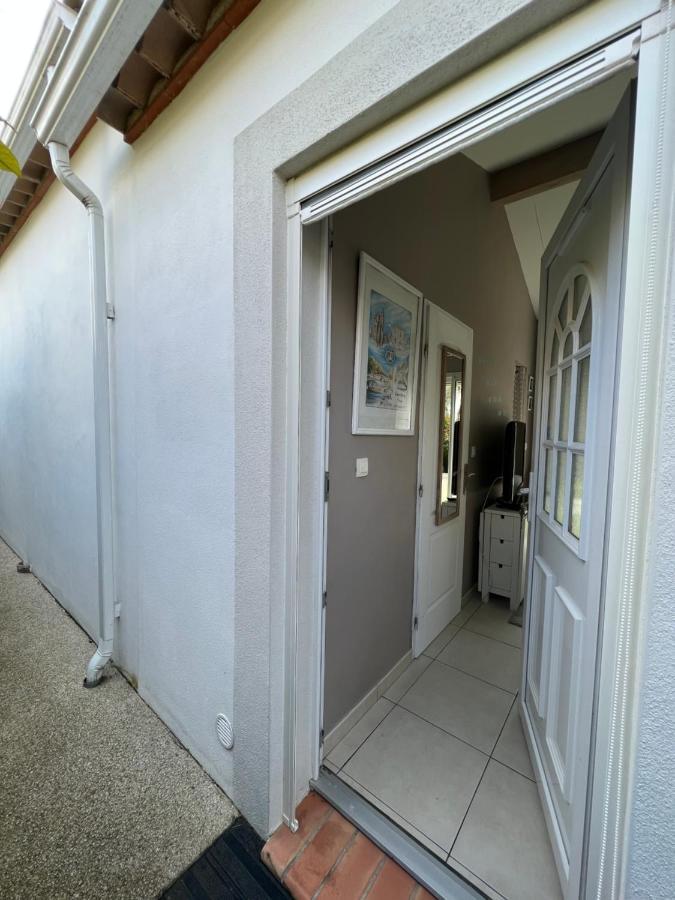 קפסטן Studio Riquet Independant Attenant A Villa מראה חיצוני תמונה